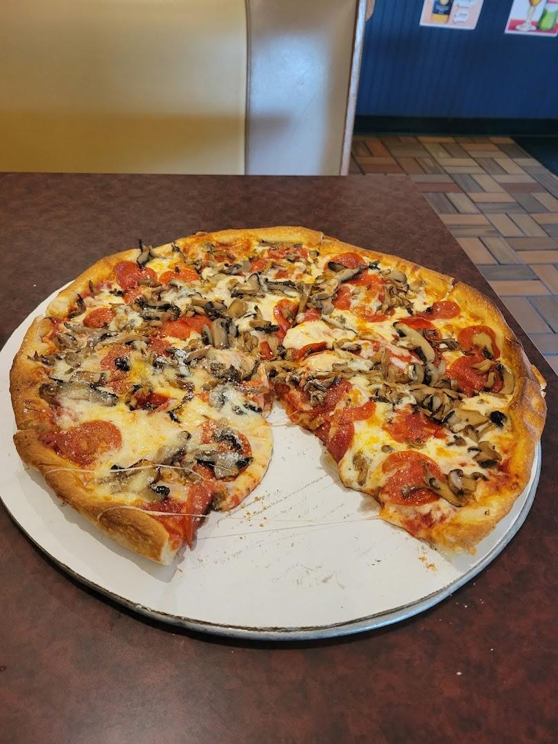 Manny's Pizza Plus